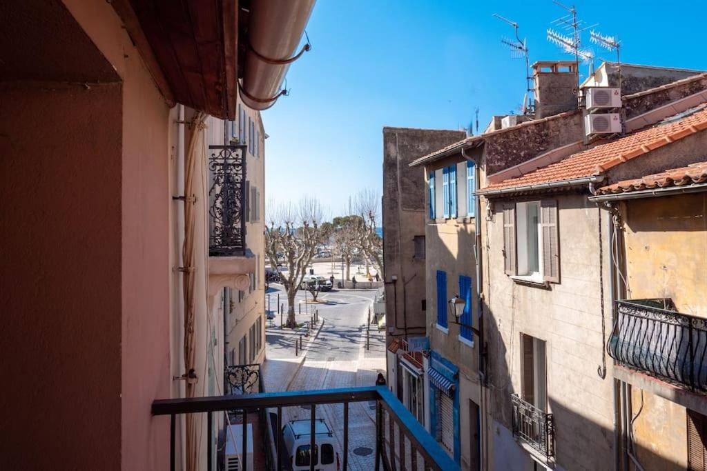Un Balcon, Au Coeur Du Village 卡西斯 外观 照片