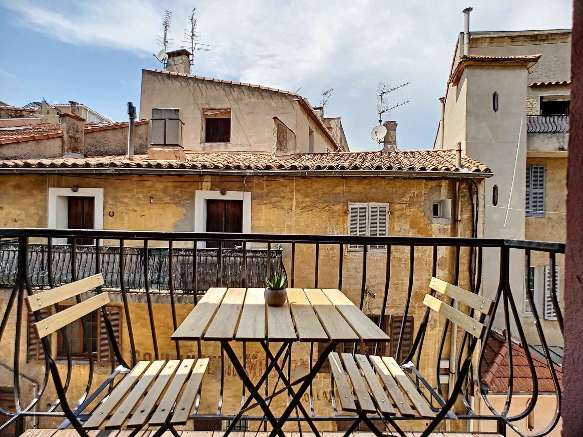 Un Balcon, Au Coeur Du Village 卡西斯 外观 照片